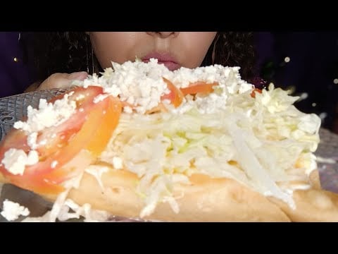 ASMR Comiendo Tacos de pollo (flautas) /Eating Chicken Tacos #food #mexicanfood #susurros