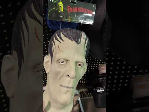 🤢Nunca imaginé ver estas máscaras en #spirithalloween !!!  #frankenstein #horrormovies #halloween