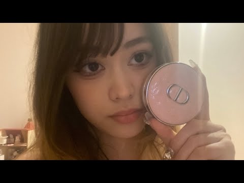 doing your makeup asmr (tapping, whispering)