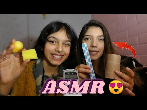 ASMR | MI HERMANA ME INTENTA DAR COSQUILLAS!! SÚPER RELAJANTE! *me duermo* | SOFIWI Y ALME