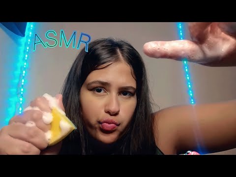 ASMR TE DANDO UM BANHO/ BEMMM RELAXANTE! 🧼