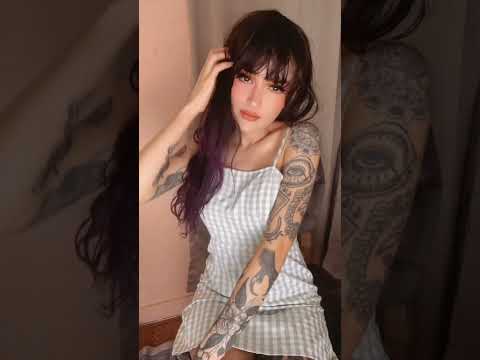 Any plans today? Im thinking about a little bang trim