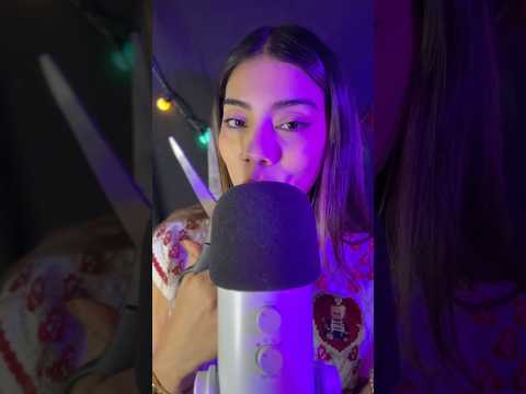 QUITANDO TUS MALAS ENERGÍAS ✂️🔥💘 #asmr #mouthwhisper #youtubeshorts #youtube #ytshorts