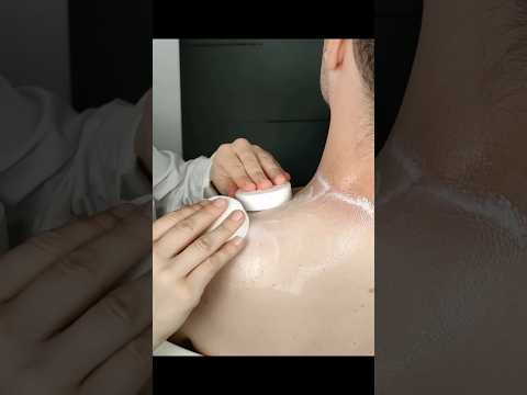 Relaxing treatment for his shoulder