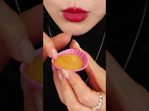 Am I eating this correctly? 🇫🇷 French candy ASMR
