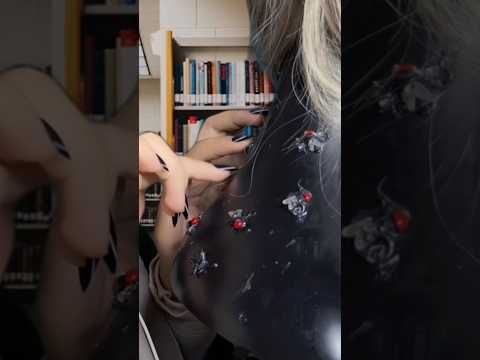 Scratch nape of your neck #asmr #satisfying #visualtingle #relax