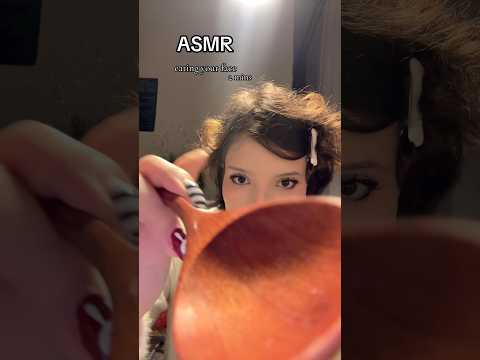 𑣲ASMR || eating your face 🥄