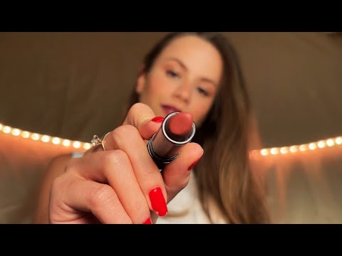 Sessão de maquiagem ASMR: uma jornada sensorial