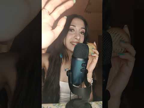 ASMR La parola del giorno è... #salamandra #asmr #shortvideo #kikiasmr #triggerword #relaxing