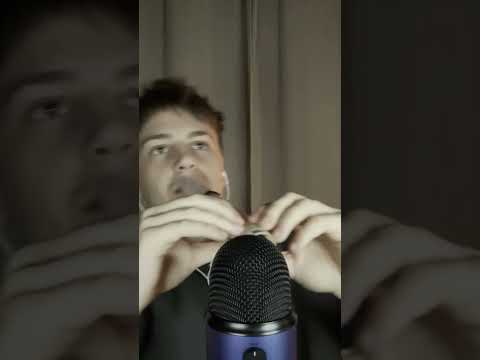 ASMR - BRUIT DE BOUCHE DINGUE 👄​