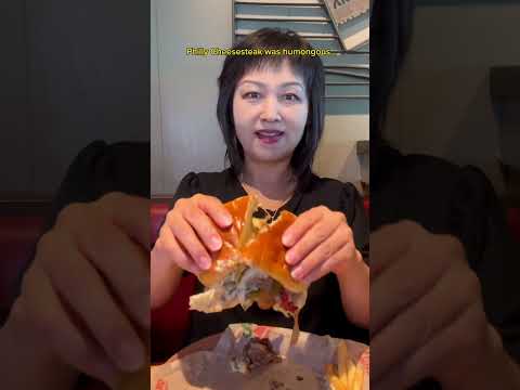 EATING FOOD AT CHILI'S CHALLENGE #shorts #viral #mukbang