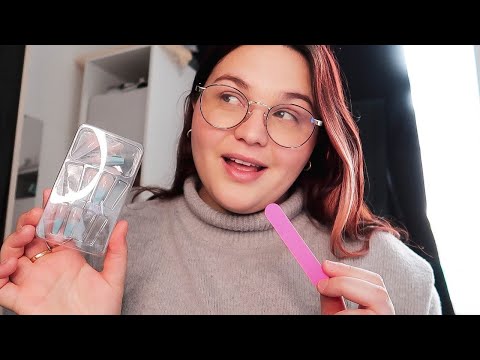 ASMR POV : la fille au fond de la classe fait ta manucure 💅