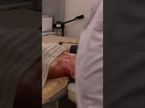 Increíble masaje con estiramientos relajantes #spa #masaje #massage #relaxing #short #venezuela