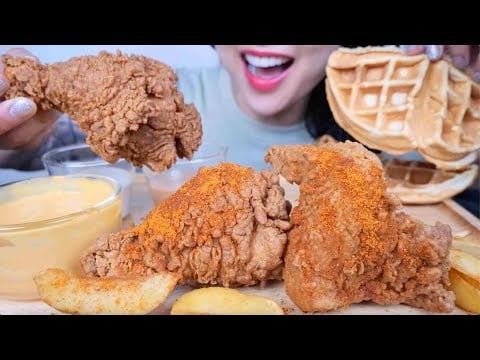 CRUNCHY FRIED. CHICKEN (ASMR EATING SOUNDS) LIGHT WHISPERS | SAS-ASMR