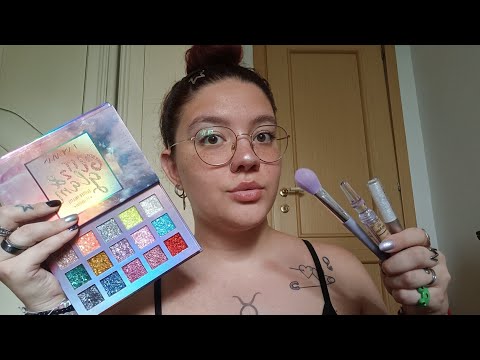 ROLEPLAY BESTIE DOES YOUR MAKEUP 💄😴💜 | ASMR ITA