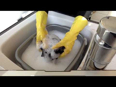 ASMR Mummy Black Bra Washing Wearing Yellow Marigold Rubber Gloves