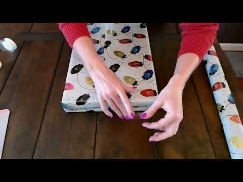 ASMR | Christmas Gift Wrapping 2022 (Whisper)