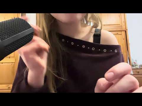 ASMR mouth sounds / happy Valentine’s Day !! ❤️