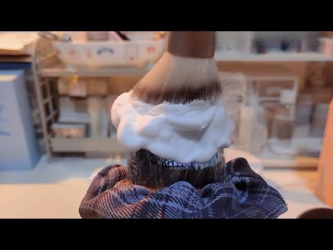 ASMR for Those People Who Like to Brain Melting Mic Triggers