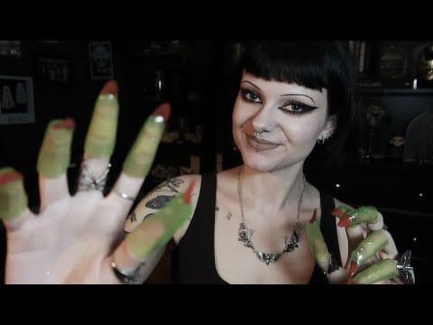 ASMR | Witch Finger Tingles 🧙🏻‍♀️ hand movements, bare mic scratching, etc. 