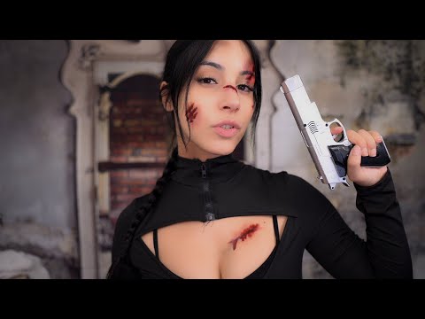 ASMR Lara Croft: Sanando tus Heridas en una Aventura Épica | Roleplay