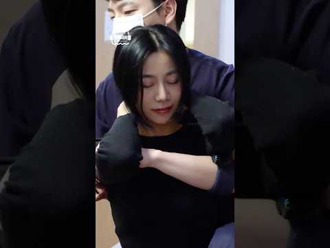 허리만 돌렸는데 귀여움 폭발!? 전직 일본 걸그룹 '니이나' 미친 뼈소리 반응