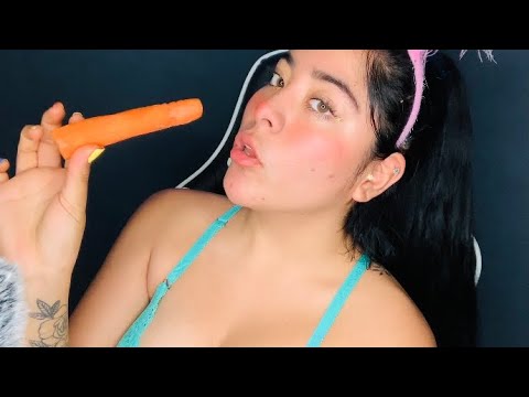 🥵ASMR🔥 C0NE3JlT4 COMIENDO ZANAHORIA🥵