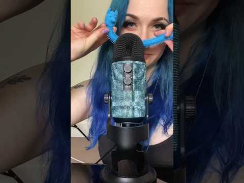 Mr Llama back again with the TINGLES 😍 #asmr #shorts #youtubeshorts