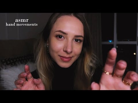 ASMR hand movements e mouth sounds para pesar seus olhos 🐑💤