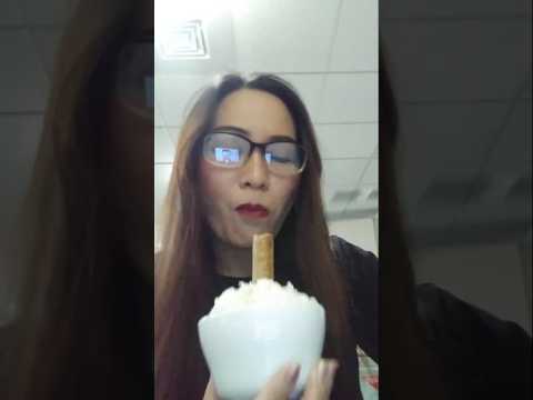 HOW TO EAT RICE AND SAUSAGE #shortsfeed #mukbang #everyone #food