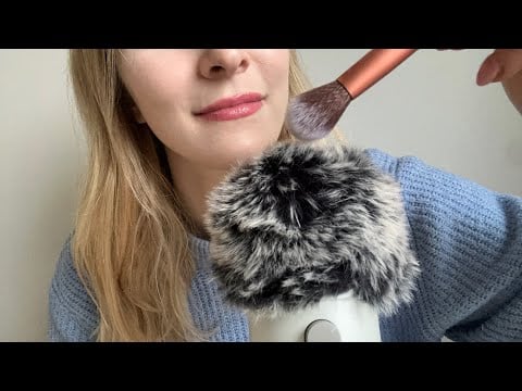 ASMR soft and gentle mic scratching and brushing 💙 fluffy cover and bare mic