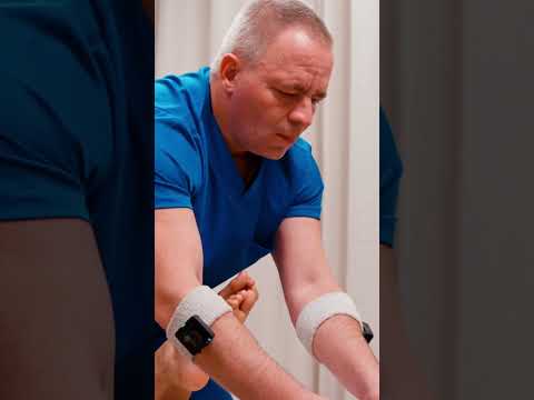Therapeutic stretching + manual therapy + deep massage #chiropractic
