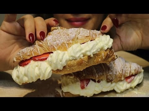 ASMR CROISSANT CREAM STRAWBERRIES WHITE CHOCOLATE MUKBANG no talking CREMA ASMR #asmr #mukbang