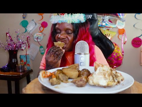 Crackling  Crab Juicy Seasoned Potatoes ASMR Eating Sounds