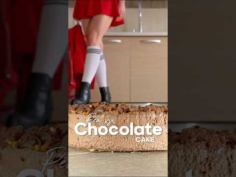 Pea's Ankle Boots vs. Cake! Oddly Satisfying Food Crushing! ASMR