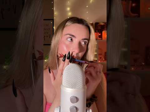 ASMR no eye contact ☺️💗 #asmrsounds #asmrtingles