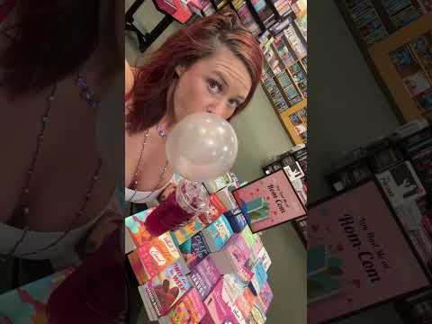 1.2.3.4 Poppin Bubbles all through the store ❤️ #bubblegum #public #chewinggum