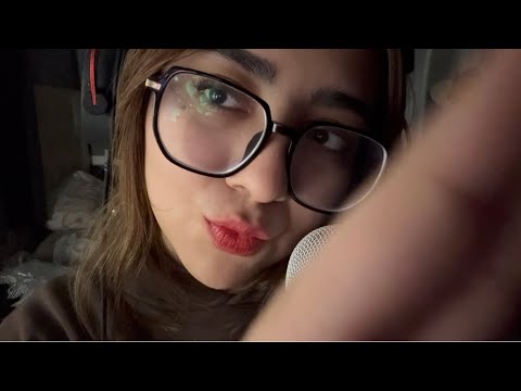 ASMR| Besitos en la chompa 💋