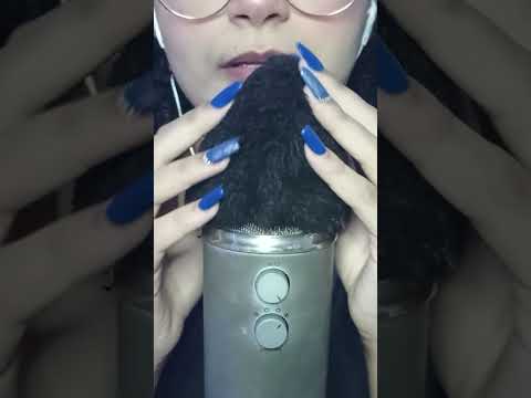 ASMR- Cafuné em você