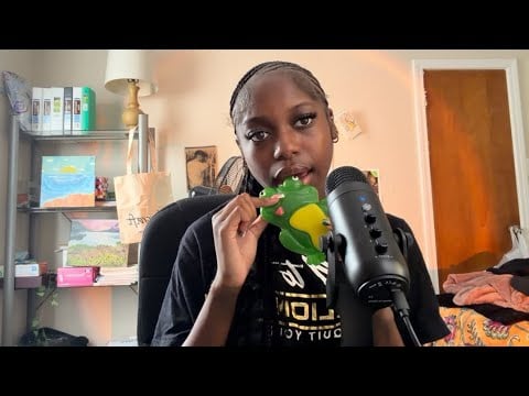 ASMR Giant Gummy Mukbang 🐸🐤