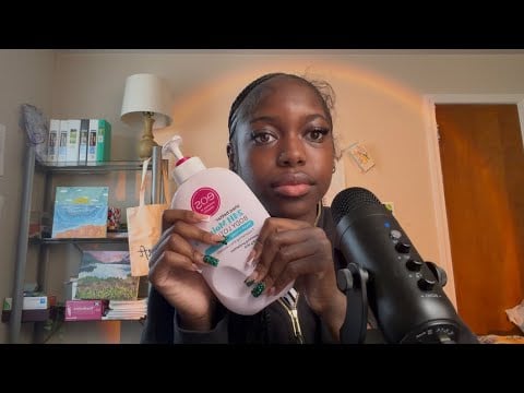 ASMR Finger Fluttering & Hand Sounds 🤲🏾🧴(Lotion + Gum Chewing)