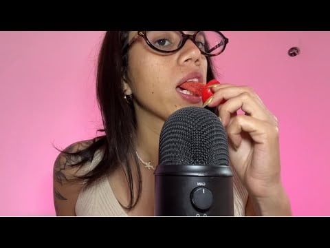 ASMR con lucas muecas 🍒 👅