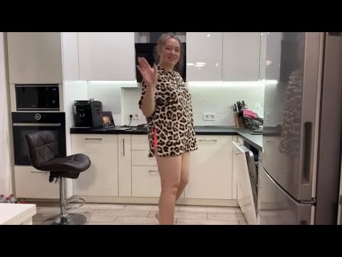 Dishwasher reset - kitchen cleaning - housewife leggins routine