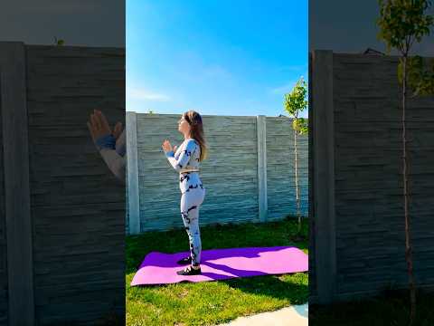 🌞Morning Yoga Flow Sun Salutation(Surya Namaskar)#sunsalutation #yogashorts #gentleyoga #yogalife