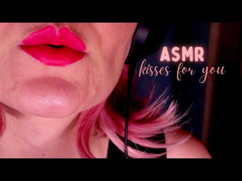 ASMR 4 Types of Kisses 💋