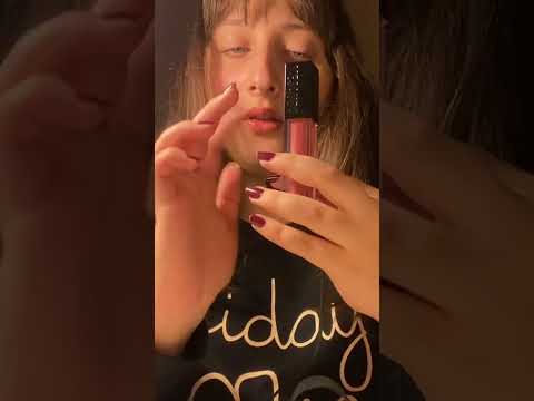 Asmr lipgloss application