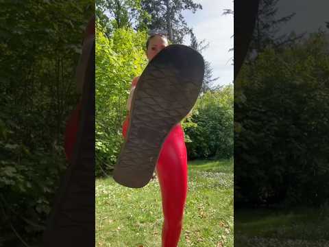 Hat jemand Lust und die Kapazität sich um meine Schuhsohlen zu kümmern? 🥹