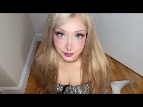 Silent ASMR: Staring Contest