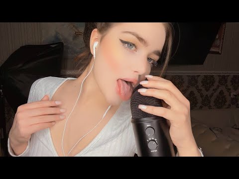ASMR | Lip gloss application + mouth sounds 💄 👄