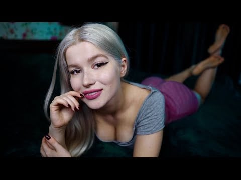 ASMR cozy bedtime with your girlfriend 💞 Whispers, sof kisses from ear to ear, mouth sounds